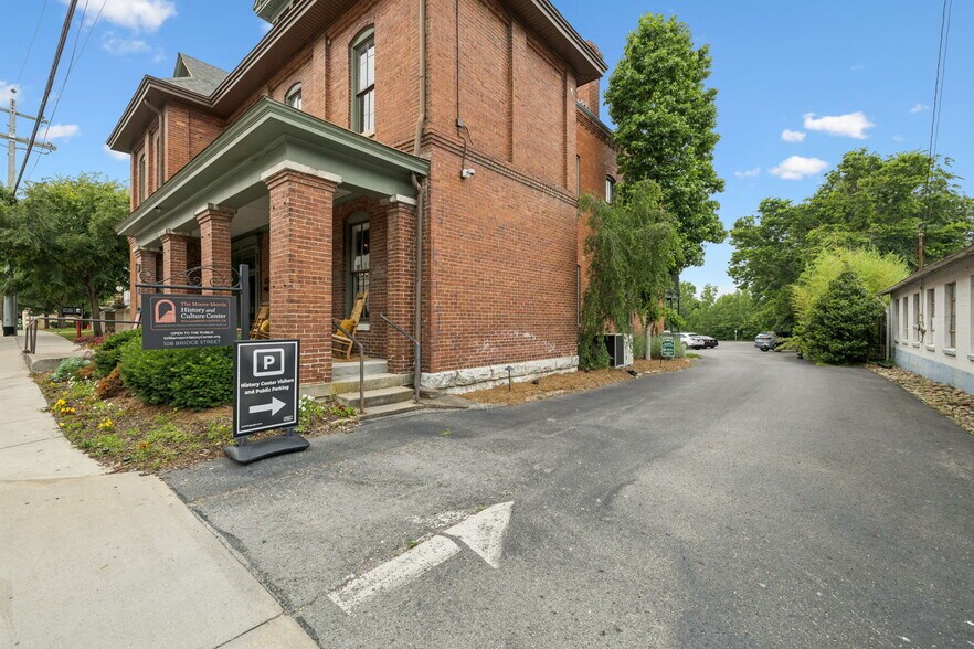 108 Bridge St, Franklin, TN à vendre - Photo de l’immeuble – Image 3 sur 59