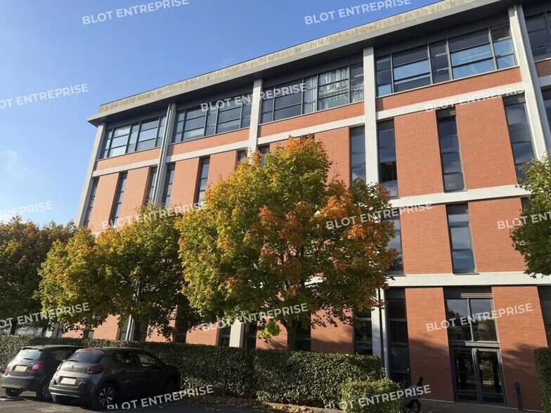 Bureau dans Rennes à louer - Photo de l’immeuble – Image 2 sur 13
