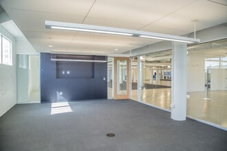 274 Brannan St, San Francisco, CA à louer Photo intérieure– Image 2 sur 4