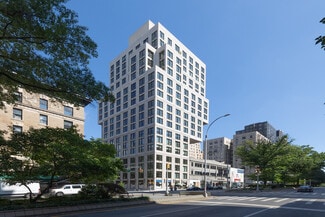 Plus de détails pour 2461 Broadway, New York, NY - Local commercial à louer