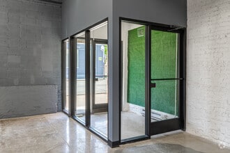4256 W Diversey Ave, Chicago, IL à louer Photo intérieure– Image 1 sur 4