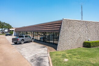 Plus de détails pour 1108-1110 Summit Ave, Plano, TX - Local d'activités, Industriel/Logistique à louer