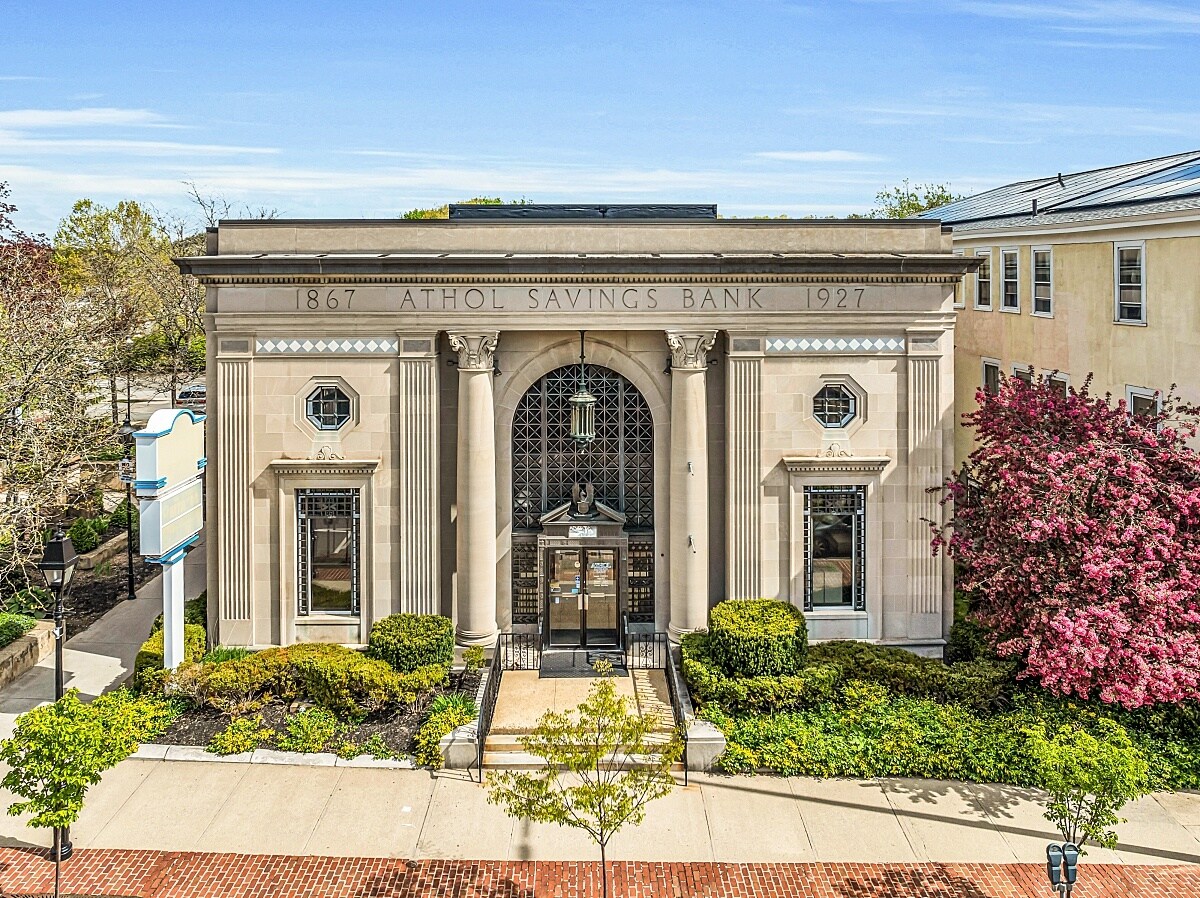 444 Main St, Athol, MA à vendre Photo principale– Image 1 sur 24