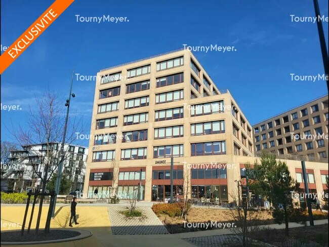 Plus de détails pour Bureau à louer