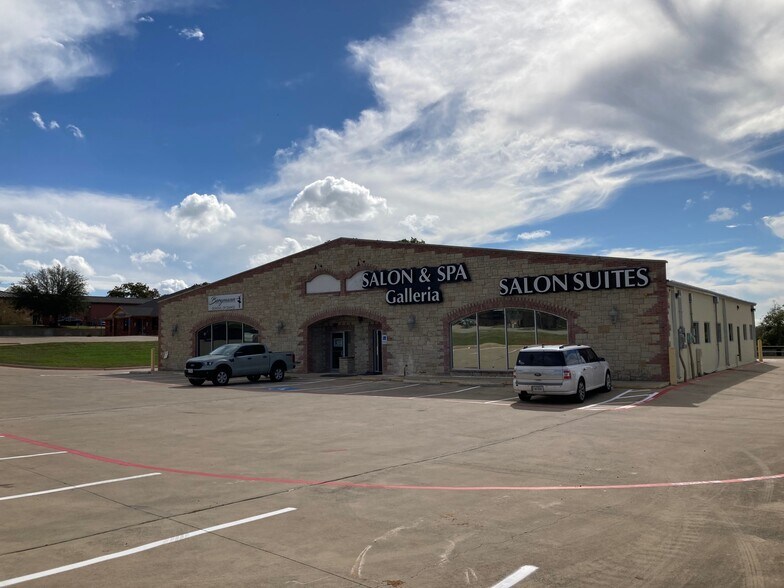 1508 Fort Worth Hwy, Weatherford, TX à louer - Photo de l’immeuble – Image 2 sur 10