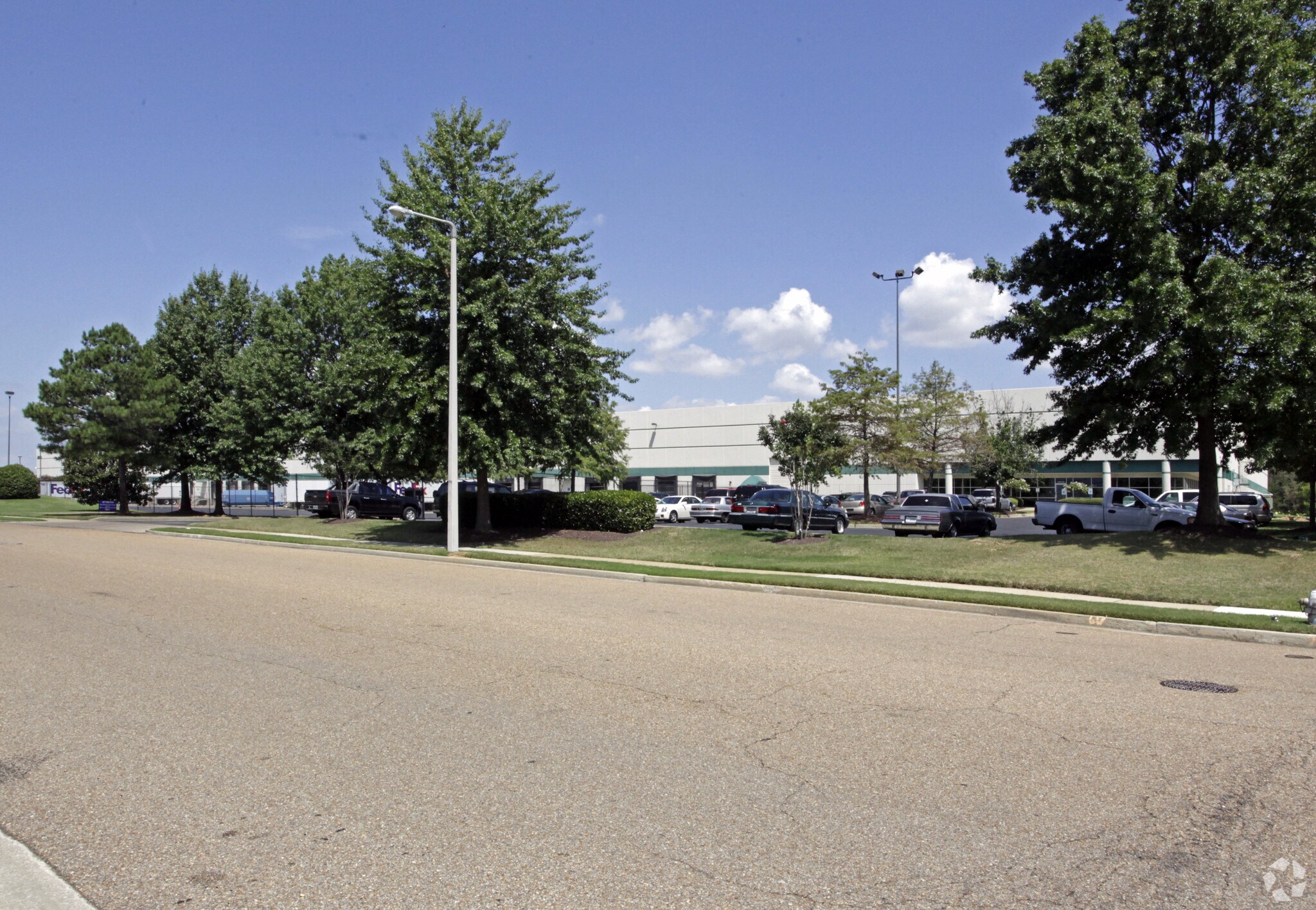 4550 Quality Dr, Memphis, TN à louer Photo principale– Image 1 sur 7