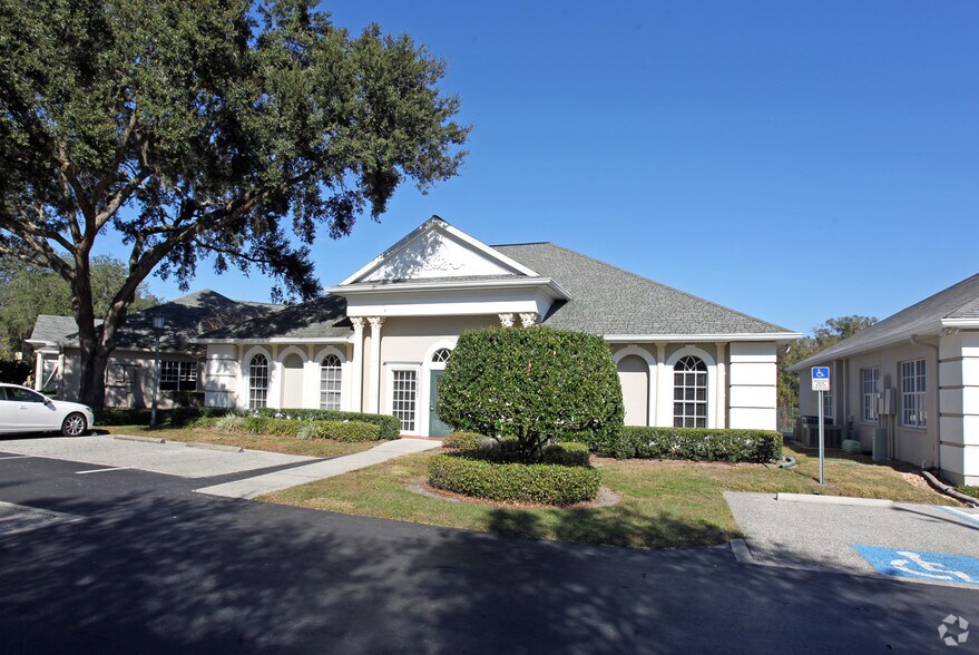 16007 N Florida Ave, Lutz, FL à louer - Photo de l’immeuble – Image 3 sur 19