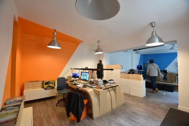 Bureau dans Paris à louer - Photo de l’immeuble – Image 2 sur 4