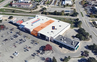 Plus de détails pour 850 N Bell Blvd, Cedar Park, TX - Local commercial à louer