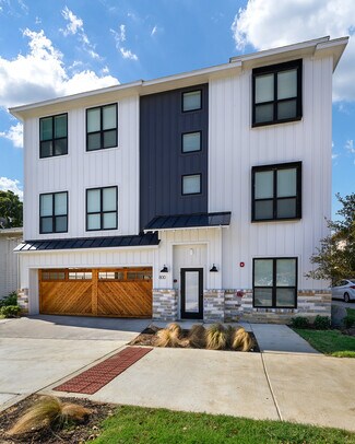 Plus de détails pour 800 S Welch St, Denton, TX - Logement à vendre
