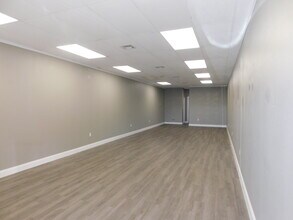 1237 Florida Ave S, Rockledge, FL à louer Photo intérieure– Image 2 sur 6