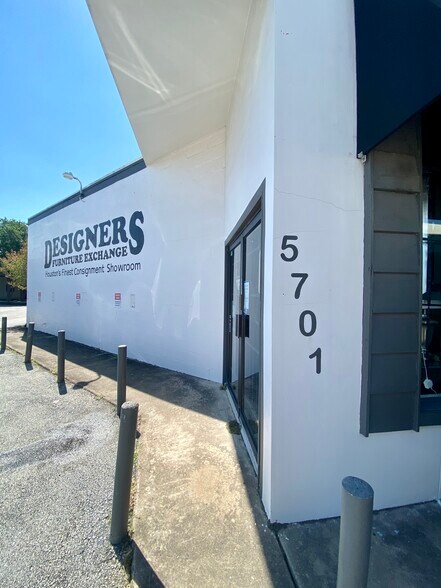 2 Buildings on Richmond Ave portefeuille de 2 biens à vendre sur LoopNet.fr - Photo de l’immeuble – Image 3 sur 14