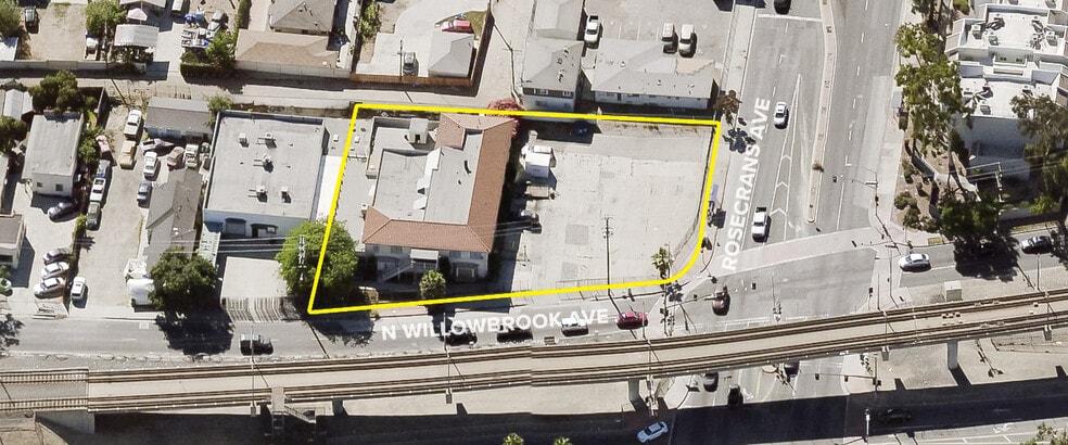 915-1011 N Willowbrook Ave portefeuille de 2 biens à vendre sur LoopNet.fr - Photo principale – Image 2 sur 2