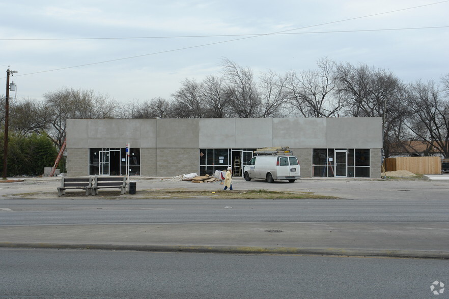 2119 Culebra Rd, San Antonio, TX à vendre - Photo de l’immeuble – Image 3 sur 4