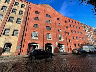 Plus de détails pour 13 Queen Sq, Bristol - Bureau à louer