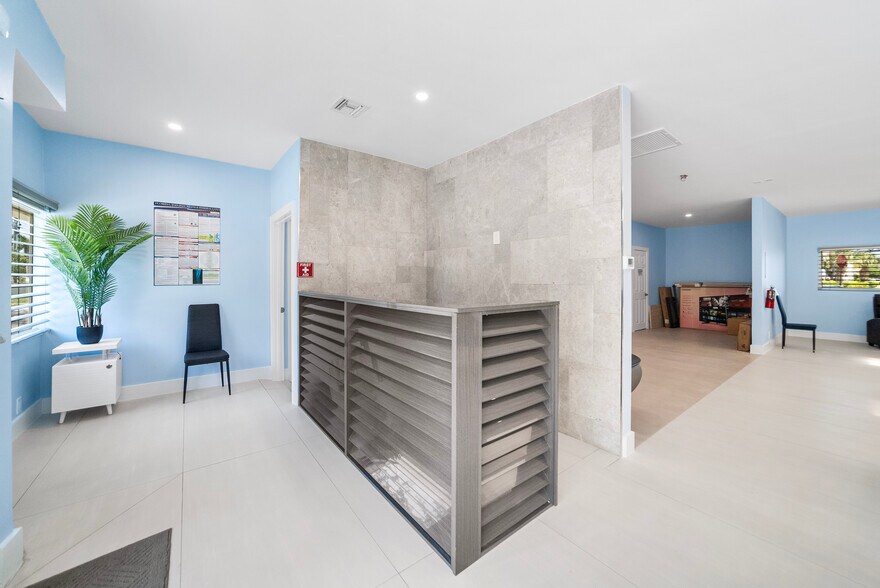 850 SE 7th St, Deerfield Beach, FL à vendre - Photo de l’immeuble – Image 3 sur 79
