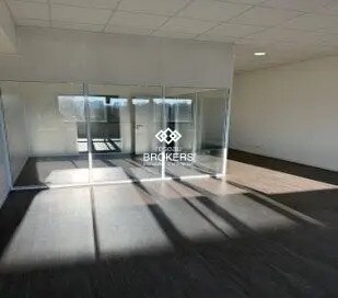 Plus de détails pour Bureau, Industriel/Logistique à louer