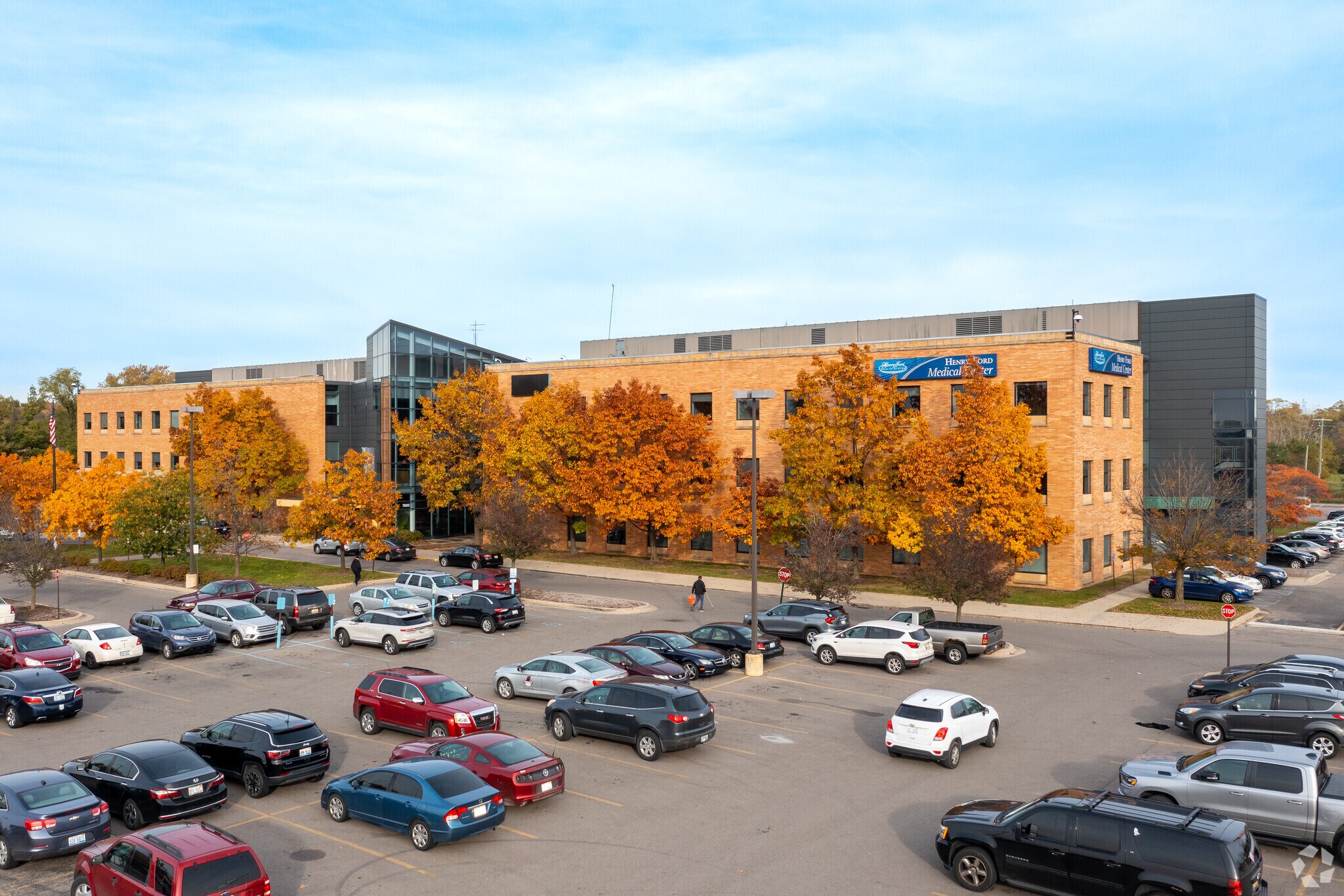 7800 W Outer Dr, Detroit, MI à louer Photo de l’immeuble– Image 1 sur 15