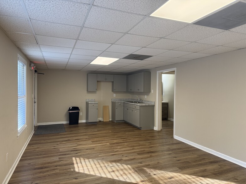 3411 Austell Rd SW, Marietta, GA à louer - Photo intérieure – Image 3 sur 6
