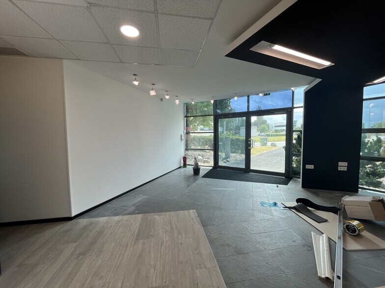 19 Avenue Henri Becquerel, Mérignac à louer - Photo de l’immeuble – Image 2 sur 13