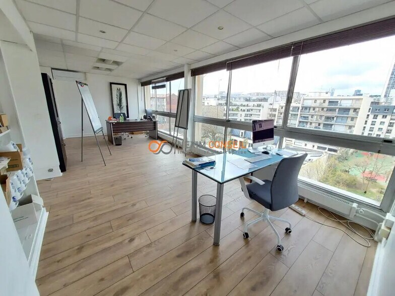 Bureau dans Puteaux à louer - Photo de l’immeuble – Image 2 sur 12