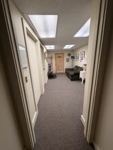 129 Lincoln Ave, Manchester Center, VT à louer Autre– Image 2 sur 3