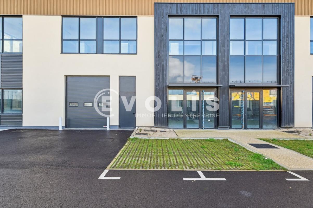 97 Rue Martha Desrumaux, Nanterre à louer Photo de l’immeuble– Image 1 sur 32
