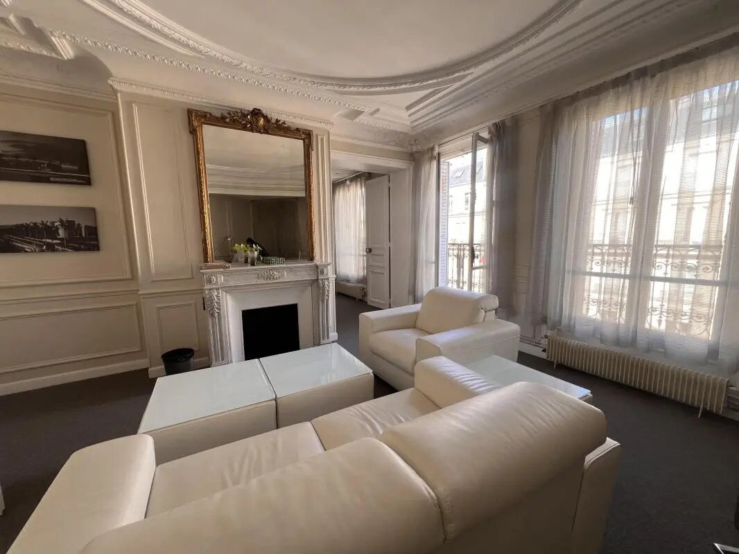 Bureau dans Paris à louer Photo de l’immeuble– Image 1 sur 8
