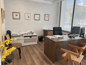 2895 Collins Ave, Miami Beach, FL à louer Photo intérieure– Image 1 sur 6