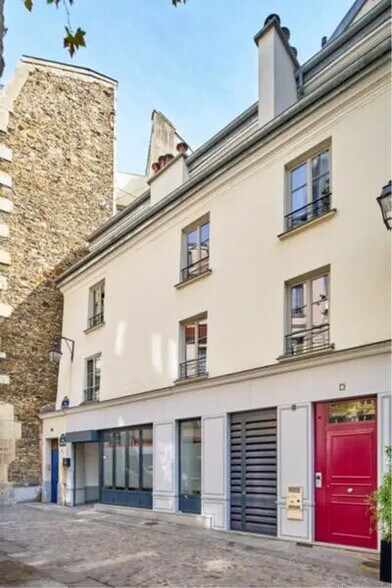 6 Rue Saint-Spire, Paris à louer - Photo de l’immeuble – Image 2 sur 13