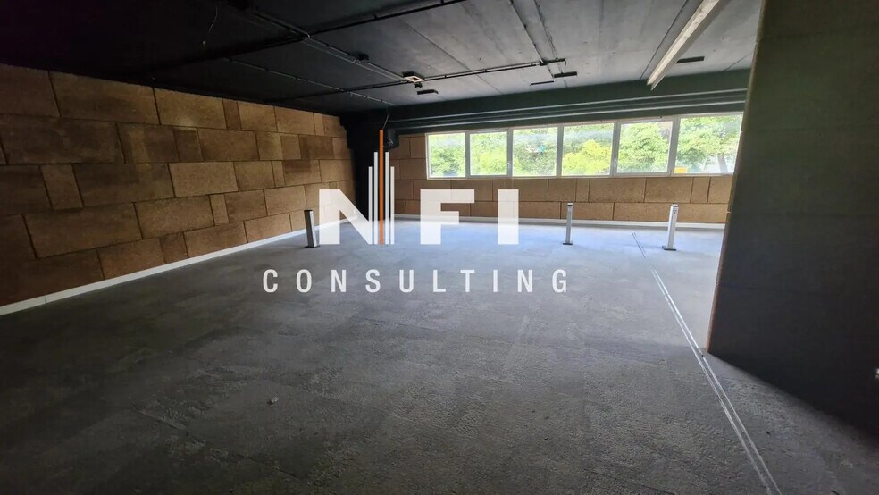 Local d’activités dans Mouans-Sartoux à louer - Photo intérieure – Image 2 sur 4