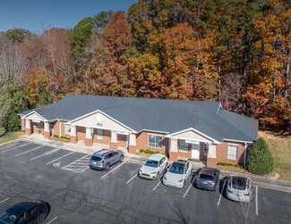 Plus de détails pour 9715 Northeast Pky, Matthews, NC - Bureau à vendre