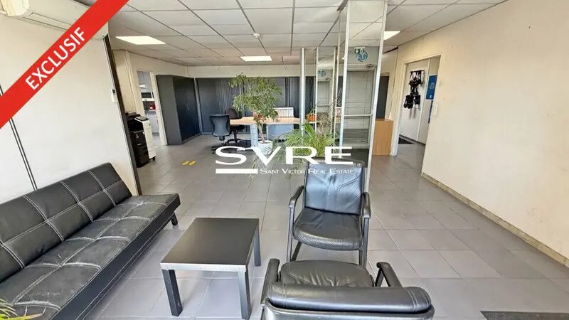 30-32 Rue D'Athenes, Vitrolles à louer - Photo intérieure – Image 2 sur 12