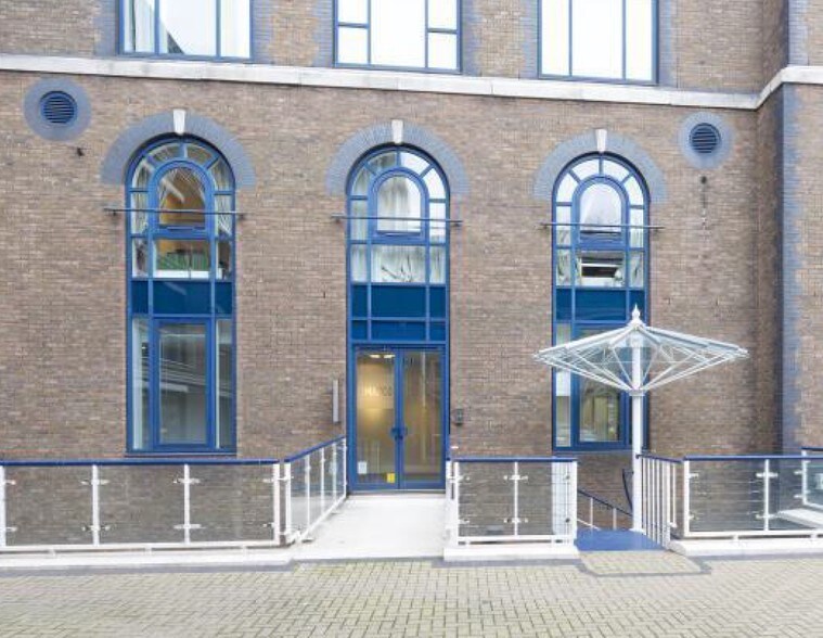 Coral Row, Londres à vendre - Photo de l’immeuble – Image 2 sur 7