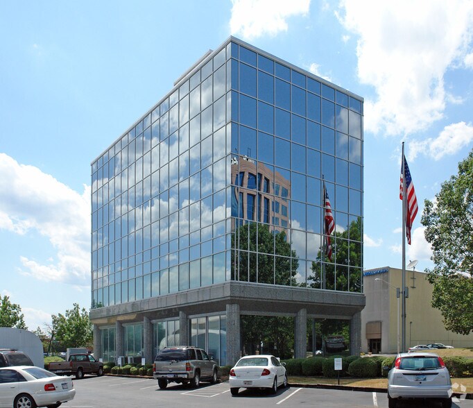 307 Clinton Ave W, Huntsville, AL à louer - Photo de l’immeuble – Image 2 sur 2