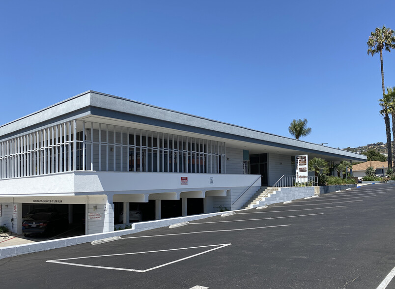 3418 Loma Vista Rd, Ventura, CA à louer - Photo de l’immeuble – Image 3 sur 10