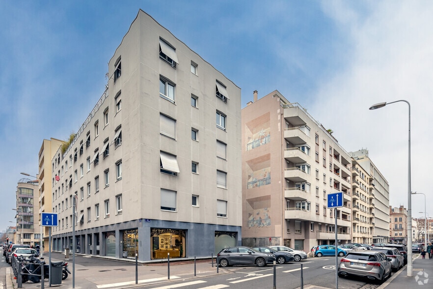 65 Rue Louis Blanc, Lyon à vendre - Photo de l’immeuble – Image 2 sur 12