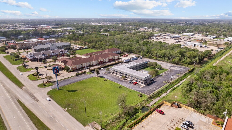 1000 Highway 332, Clute, TX à vendre - Aérien – Image 3 sur 12