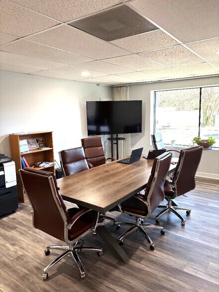 316 E Market St, Leesburg, VA à vendre - Photo de l’immeuble – Image 3 sur 39
