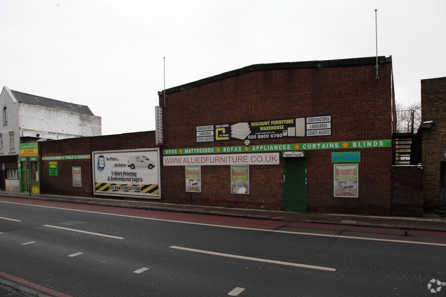 702-712 Seven Sisters Rd, Londres à vendre - Photo de l’immeuble – Image 2 sur 3