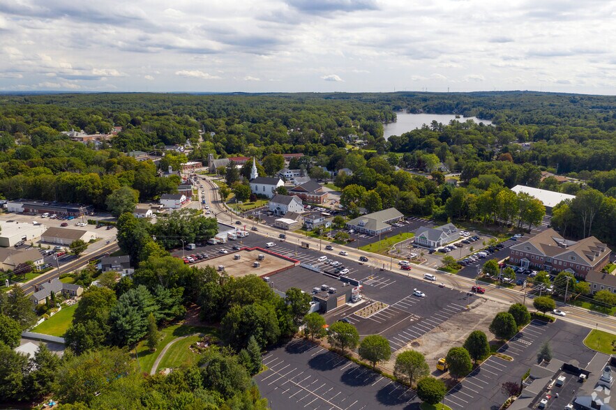 633-639 Putnam Pike, Smithfield, RI à louer - Aérien – Image 2 sur 3
