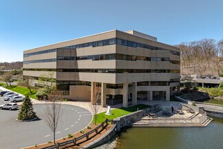 Plus de détails pour 2 Trap Falls Rd, Shelton, CT - Bureau à louer