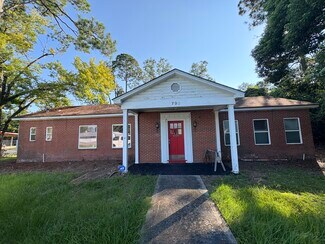 Plus de détails pour 792 E Cherry St, Jesup, GA - Bureau à vendre