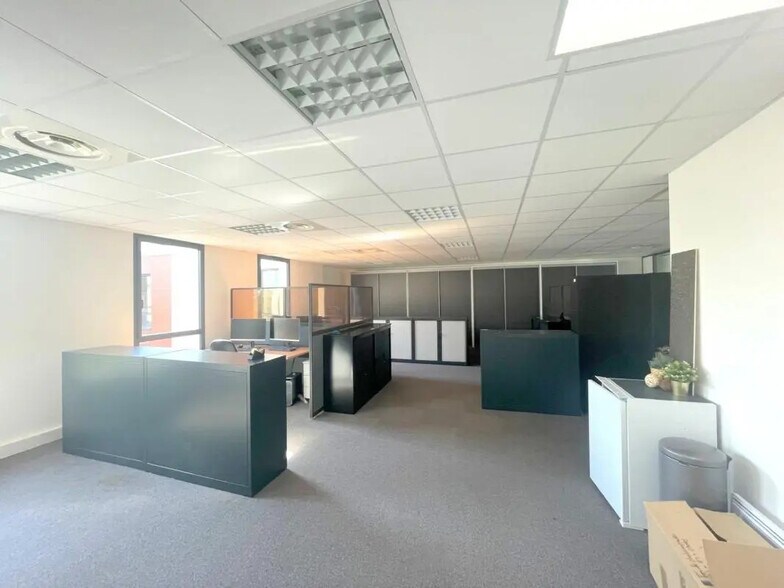 Bureau dans Croissy-sur-Seine à louer - Photo de l’immeuble – Image 1 sur 9