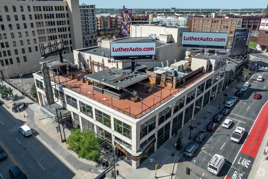 700 Hennepin Ave, Minneapolis, MN à vendre - Aérien – Image 3 sur 33