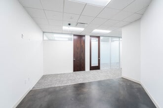 17950 Preston Rd, Dallas, TX à louer Photo intérieure– Image 1 sur 7