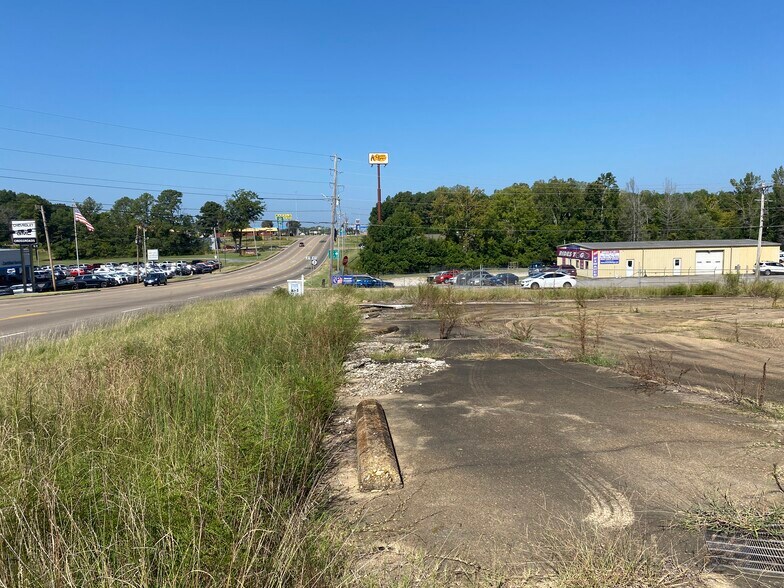 U.S. 72, Corinth, MS à vendre - Photo principale – Image 3 sur 12