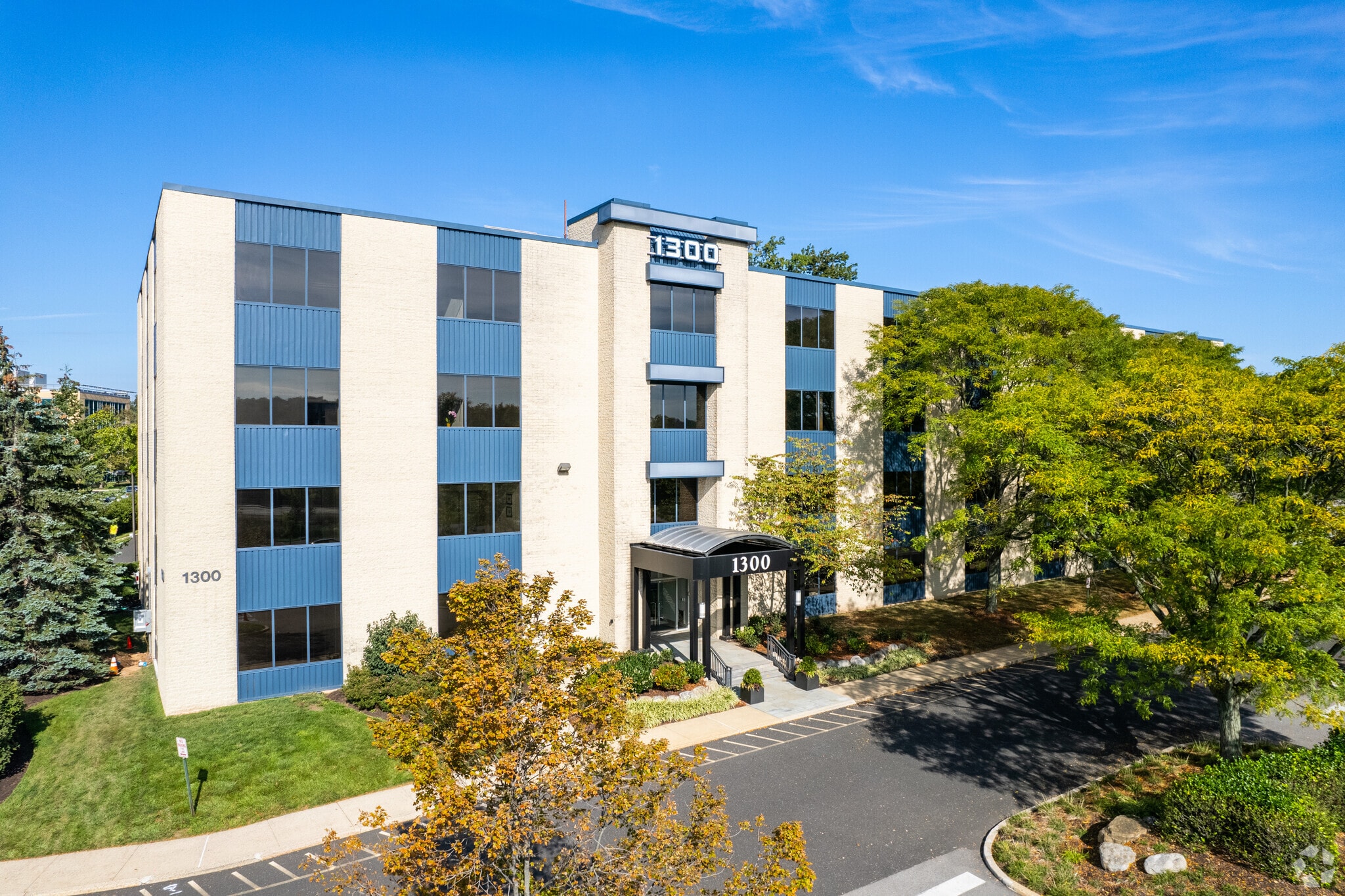 1300 Virginia Dr, Fort Washington, PA à louer Photo de l’immeuble– Image 1 sur 10