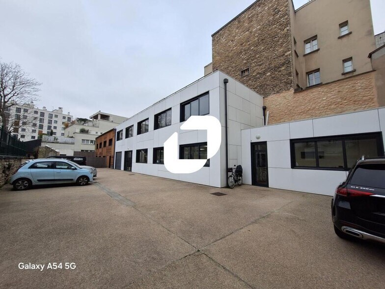 Bureau dans Boulogne Billancourt à louer - Photo de l’immeuble – Image 1 sur 13