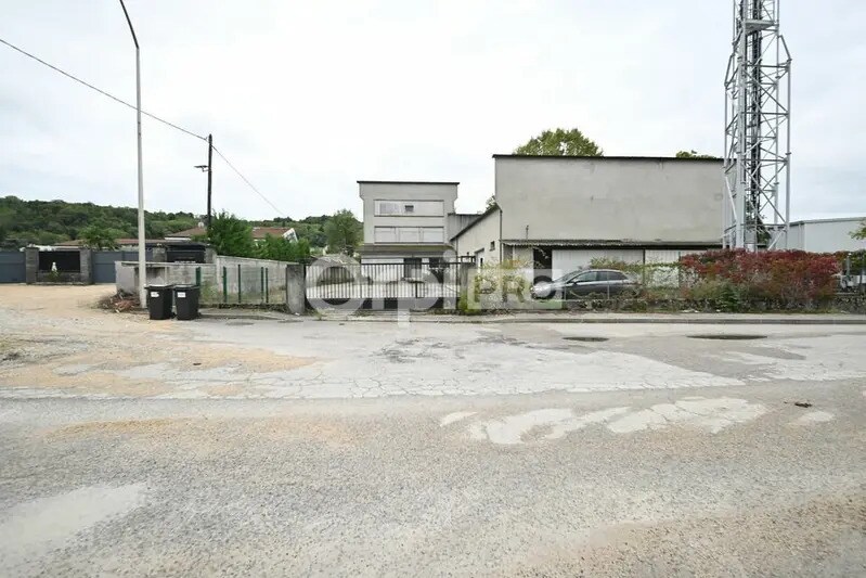 10 Rue Isaac Asimov, Bourgoin-Jallieu à vendre - Photo de l’immeuble – Image 2 sur 6